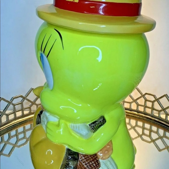 SOLD. Tweety Cookie Jar Kitchen Warner Brothers #G21 - Picture 2 of 8